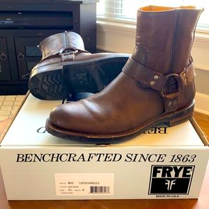 Frye men’s brown back zip boots